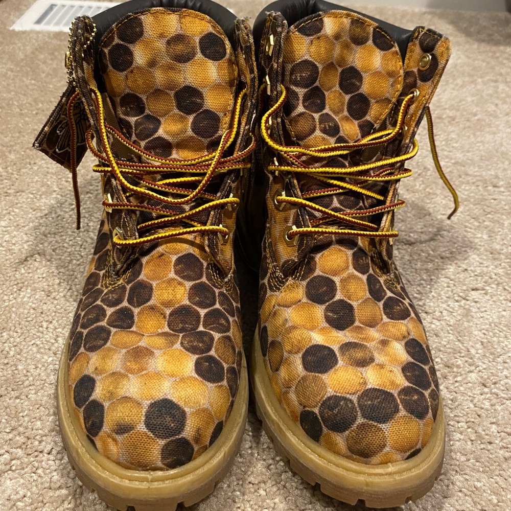 Beeline Pharrell Collab Timberland Boots - Honeycomb